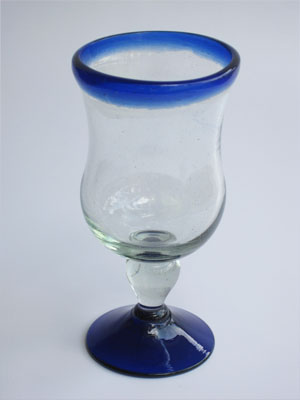 Borde Azul Cobalto / Juego de 6 copas curvas para vino con borde azul cobalto / La pared curveada de éstas copas las hace clásicas y bellas al mismo tiempo. Ideales para acompañar su mesa.